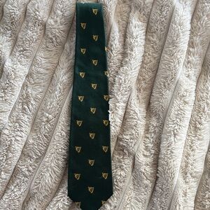 Elegant Dark Green and Gold Men's Tie